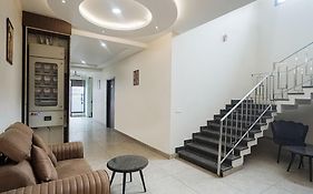 Hotel O Blue Stone Residency